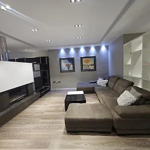 https://aura-skanderbeg-square-apartments.hotels-in-tirana.com