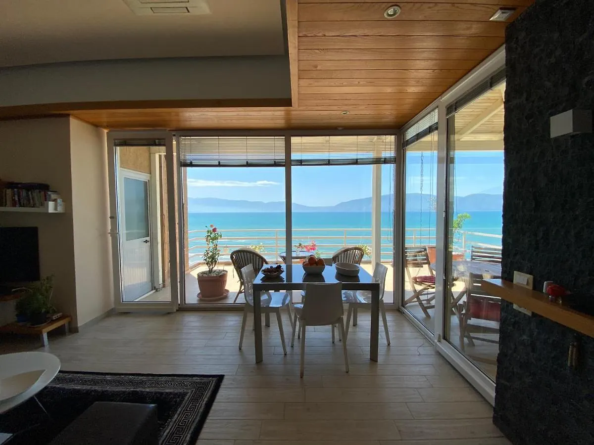 فلورا Eka Luxury Apartments