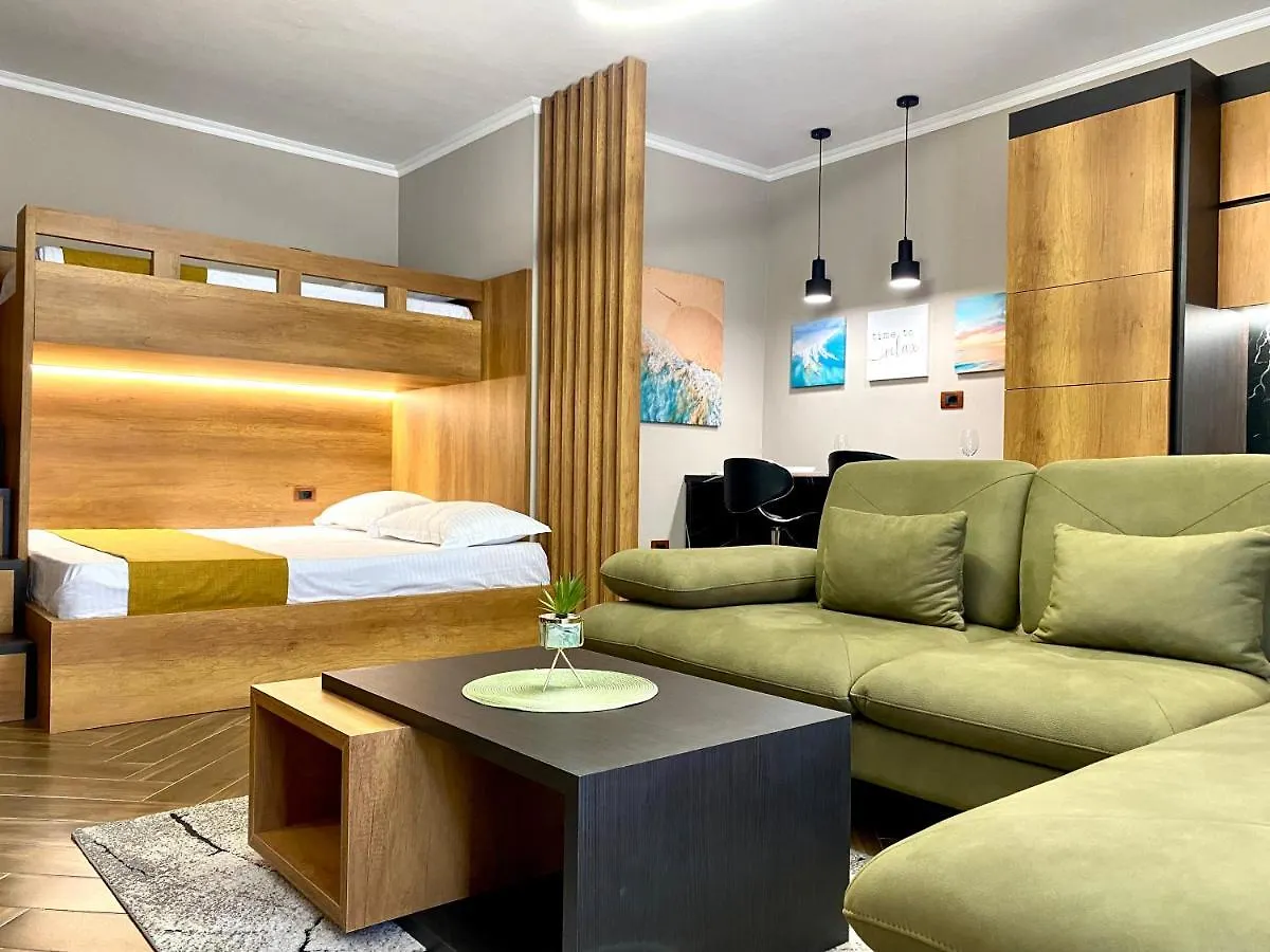 فلورا Eka Luxury Apartments 0*,  ألبانيا
